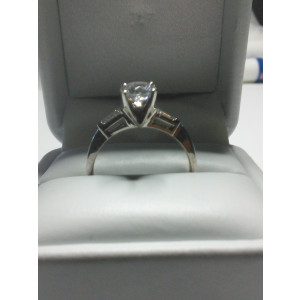 1.03 ct Round Brilliant Diamond, laser drilled